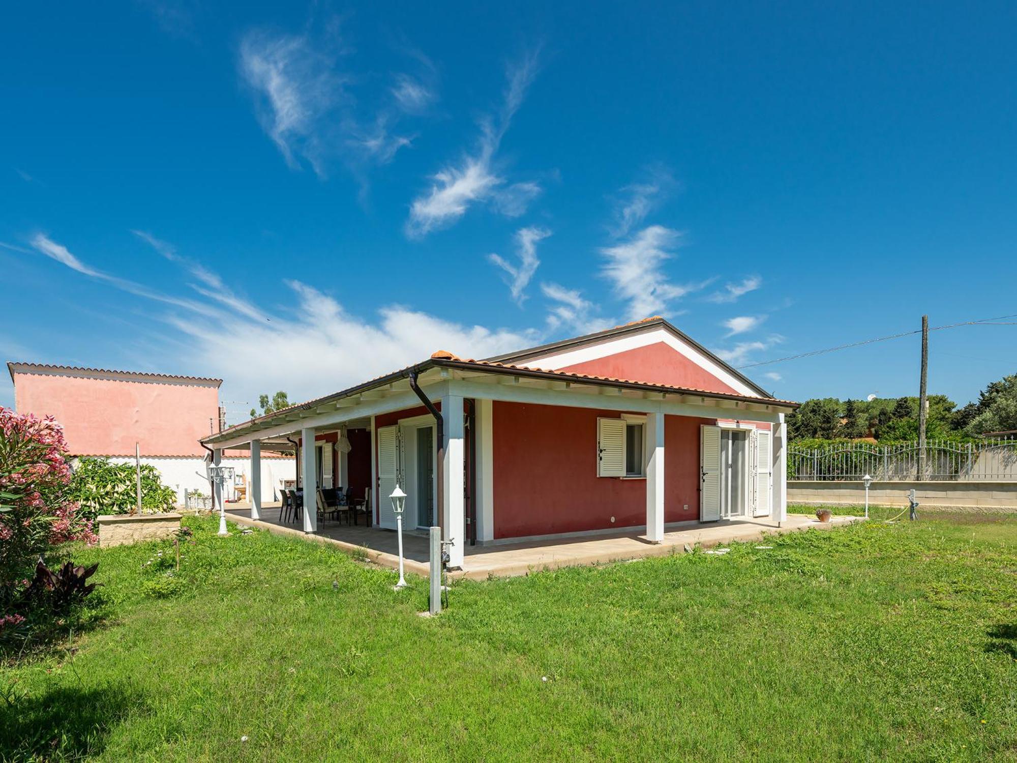 Villa Lunu Quartu SantʼElena Exterior foto